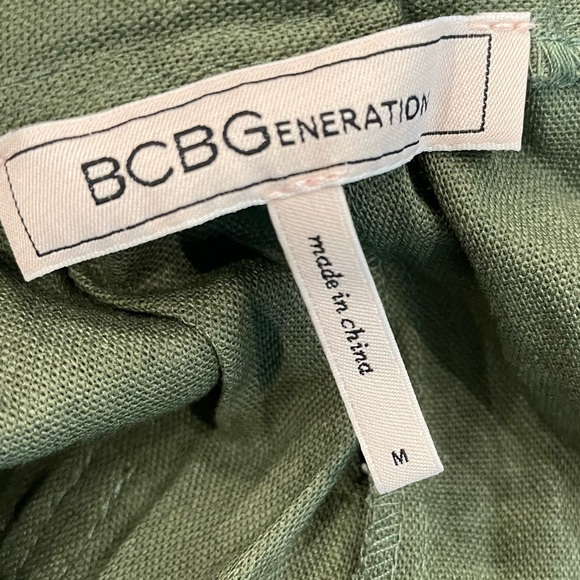 BCBGeneration Relaxed Stretch Tie Waist Short Green Women’s Size M - Picture 5 of 6